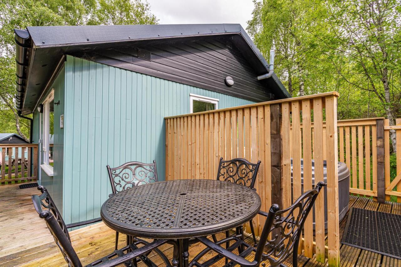Bracken Lodge 7 With Hot Tub Belladrum Екстериор снимка